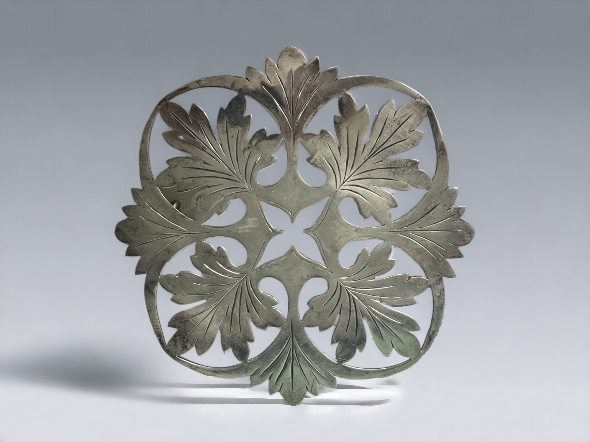 AN UNUSUAL SILVER PLATE FRENCH TRIVET / TABLE COASTER. By Boulenger Adolphe, Paris. Modernist - Image 3 of 5
