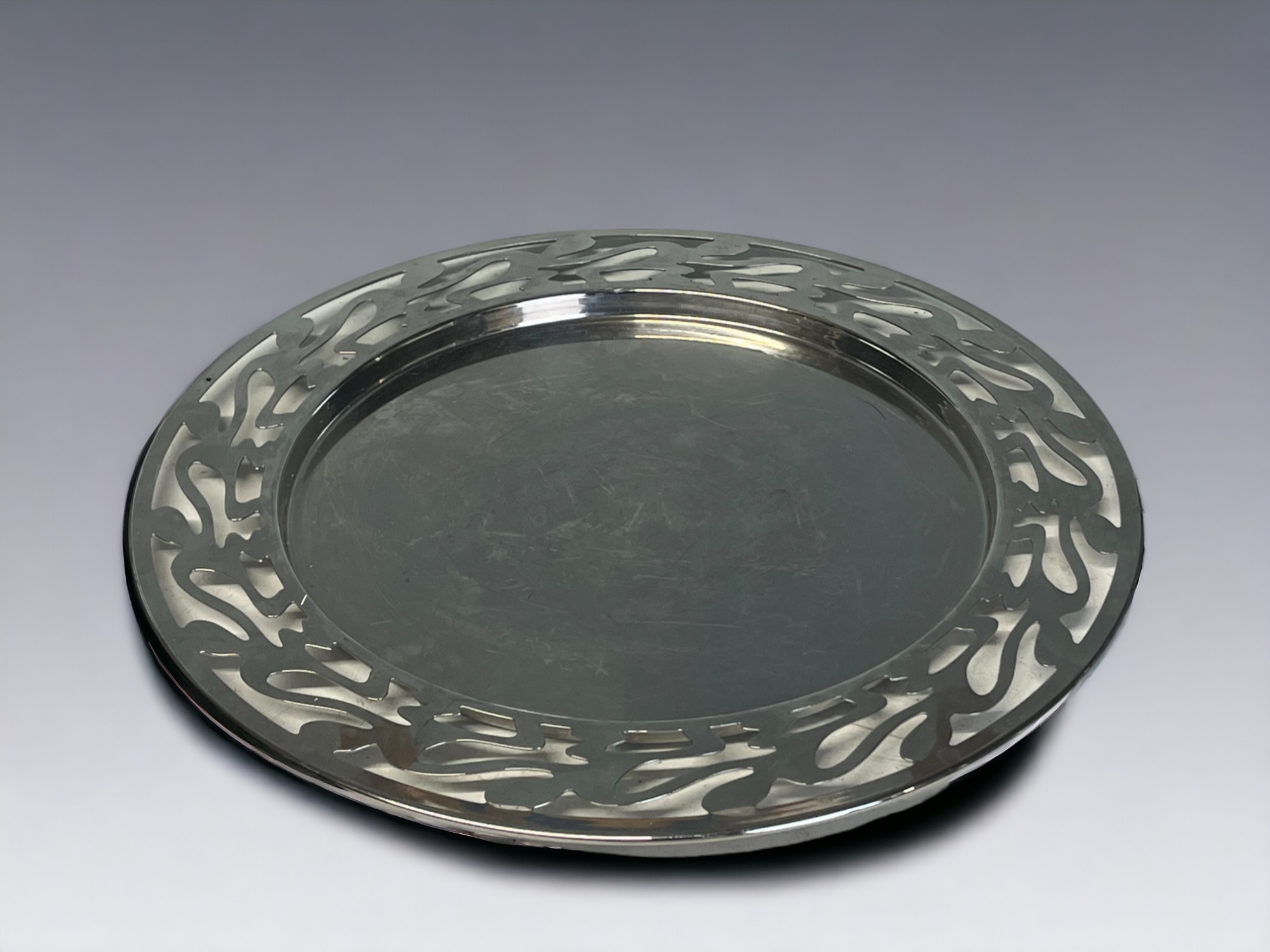 A LARGE ALESSI, ITALY TRAY AND FRUIT BOWL. Ethno plate, designed by Stefano Giovannoni. - Image 2 of 4