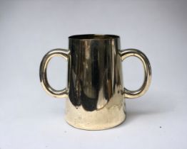 A VICTORIAN ELKINGTON & CO TWIN HANDLE PRESENTATION CUP / TANKARD. Retailed by Spiers & son. Pattern