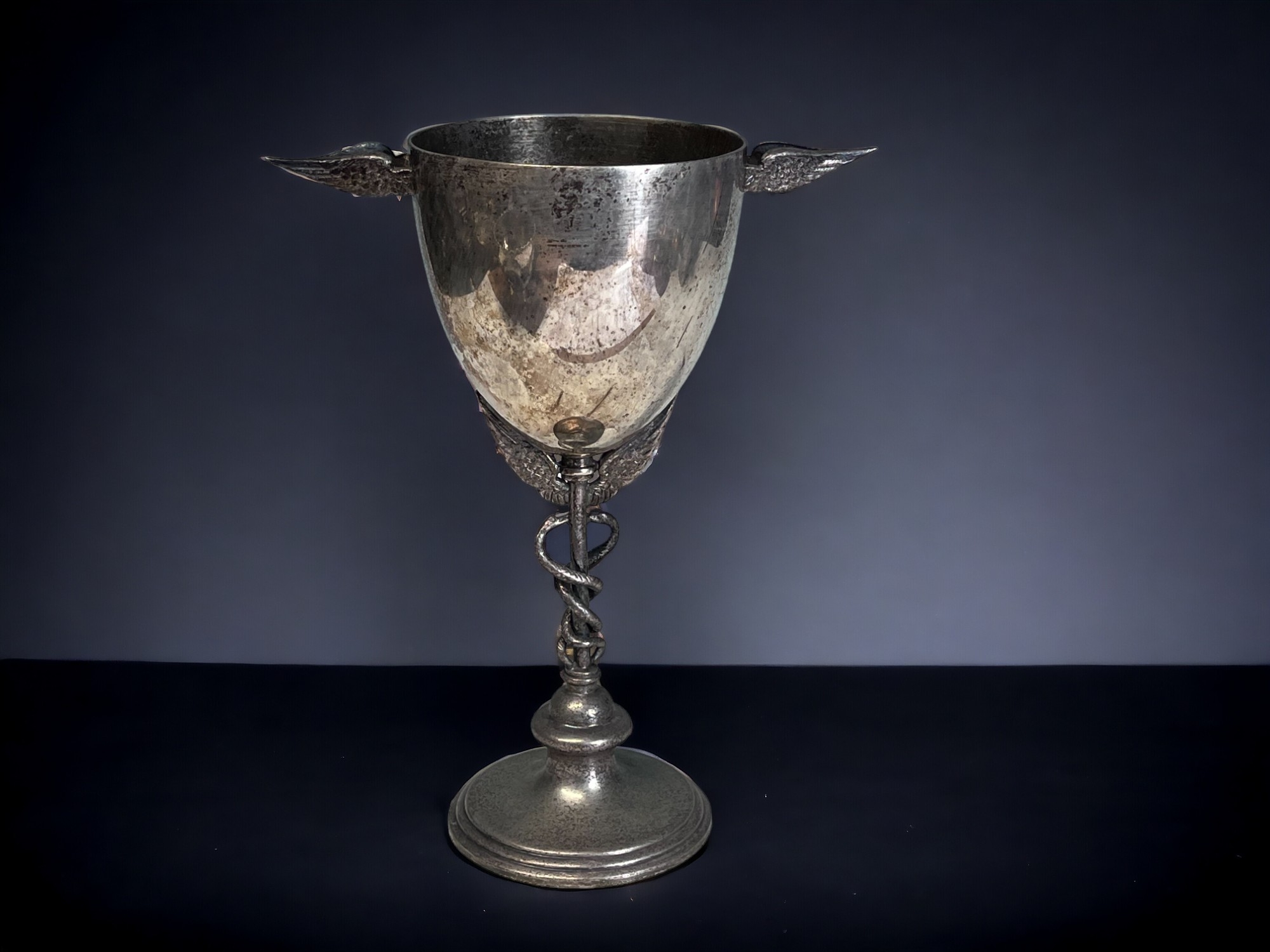 A VICTORIAN SILVER PLATE GOBLET / TROPHY. By Richard Hodd & son, 19th century. Applied cartouche for - Image 4 of 5