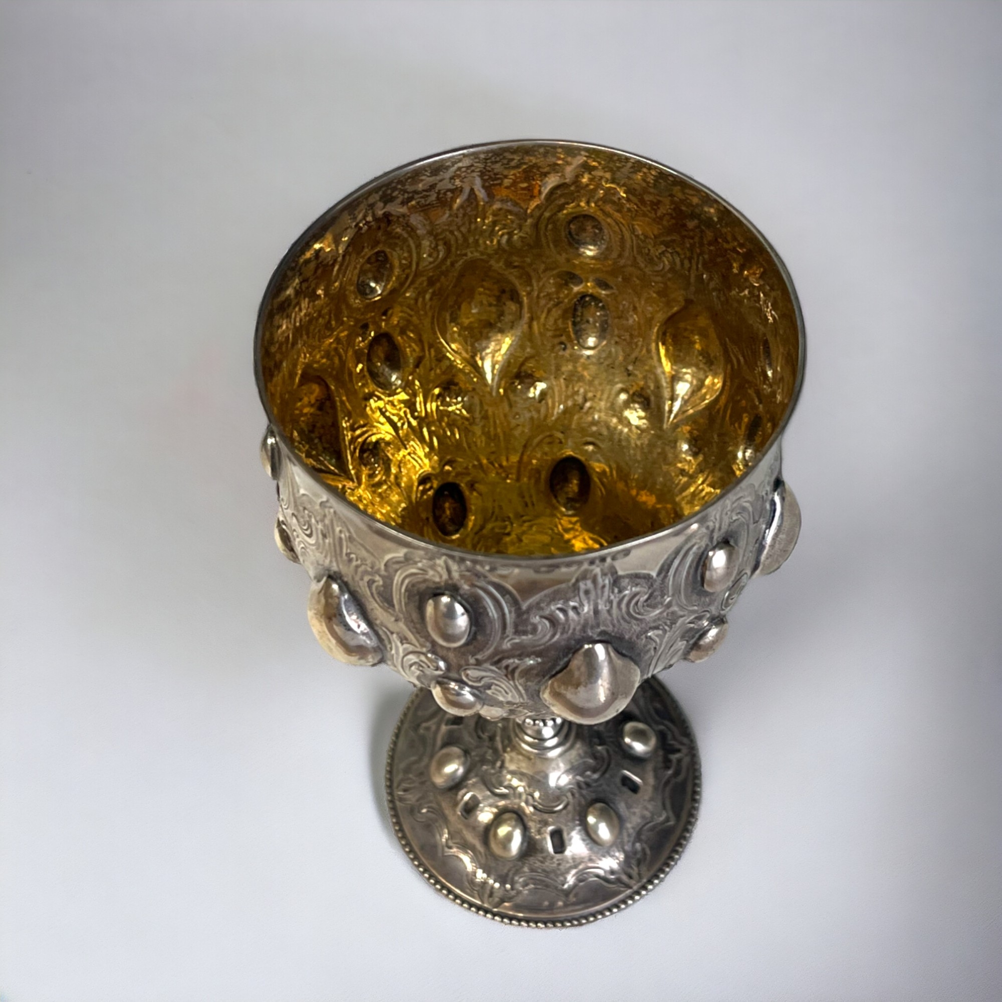 A 19th century sterling silver goblet. Thomas Smiley, London. London, 1864 hallmarks. Height - 15cm - Image 4 of 4