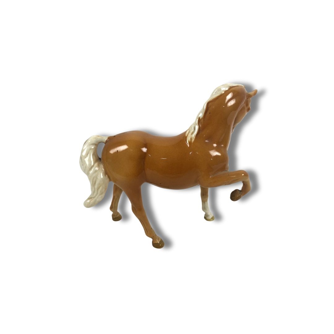 Beswick Palomino Horse No 1549 Second Version  - Image 3 of 3