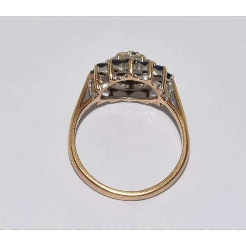 Good 9ct gold ladies sapphire openwork cluster ring size O  - Image 3 of 5