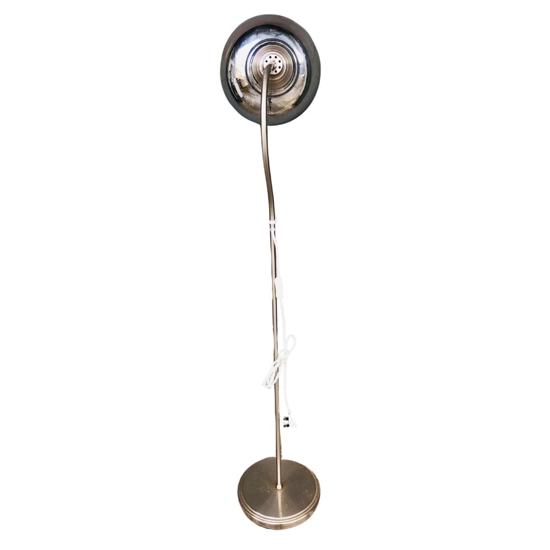 Metal Standard Lamp with Adjustable Head.  - Image 4 of 4