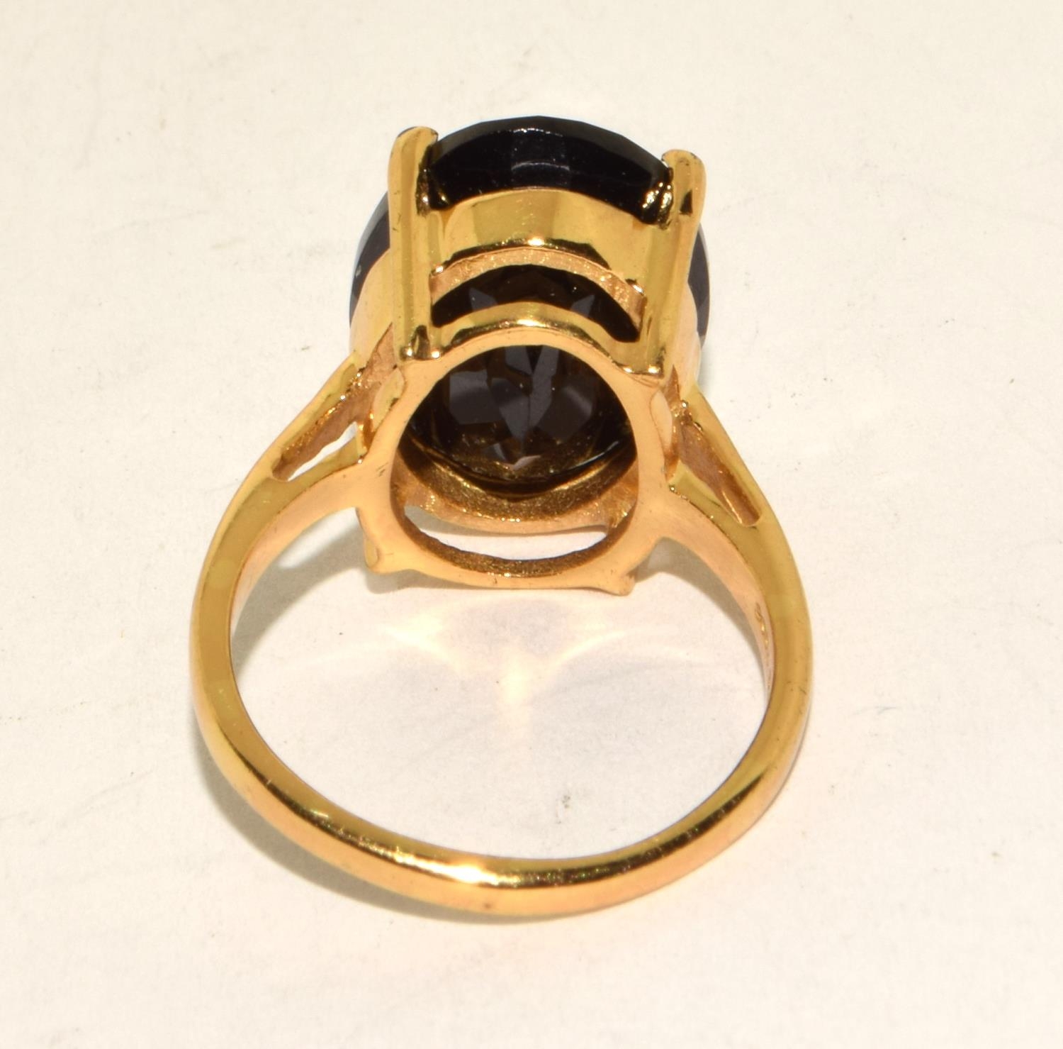 925 silver gilt ladies large  solitaire ring size P  - Image 3 of 3