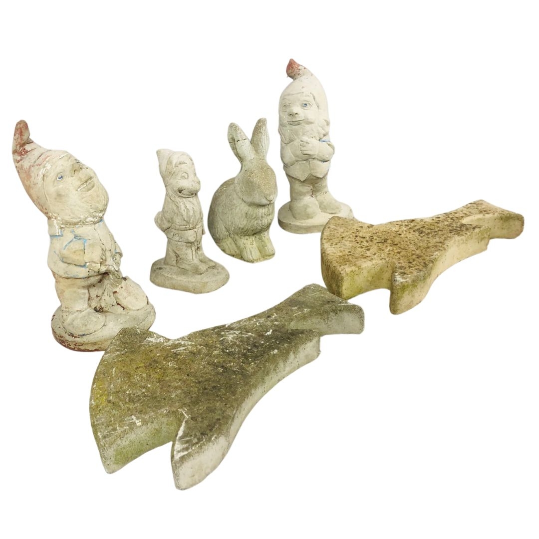 Reconstituted Stone Garden Ornaments  - Image 3 of 3