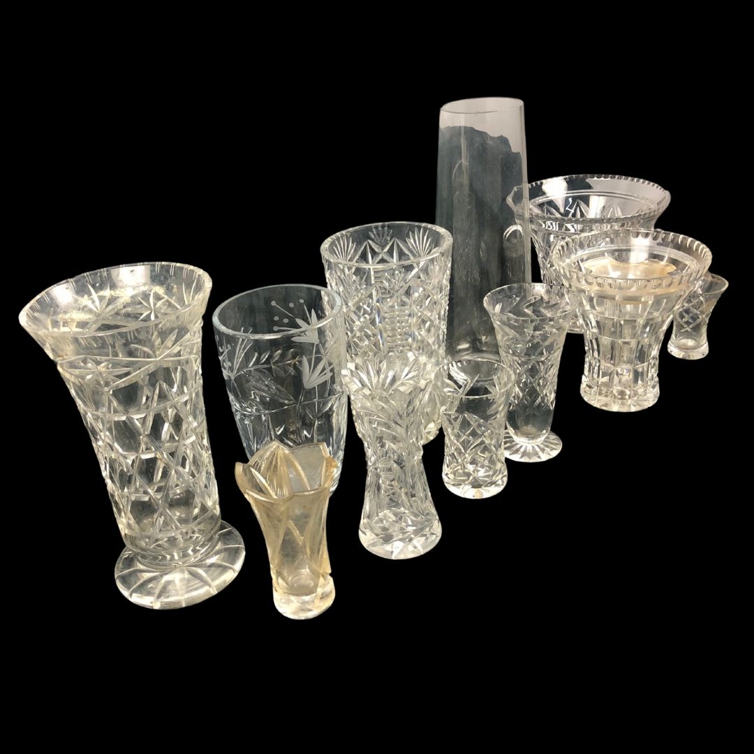 Collection of Crystal & Cut Glass Vases  - Image 2 of 2