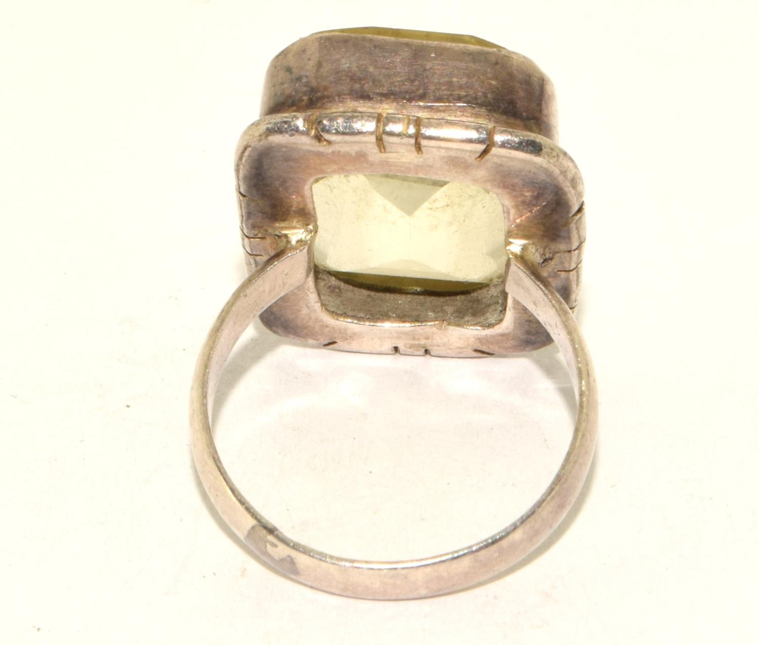 925 silver ladies yellow stone ring size O  - Image 3 of 3