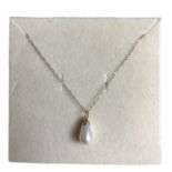 A 9ct Gold chain, with faux pearl pendant. 