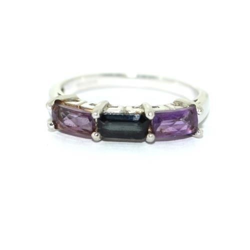 9ct white gold ladies Amethyst and sapphire bar ring size N 