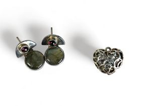 925 silver cabochon set labradorite ladies earrings. Together with a pierced heart shaped pendant.