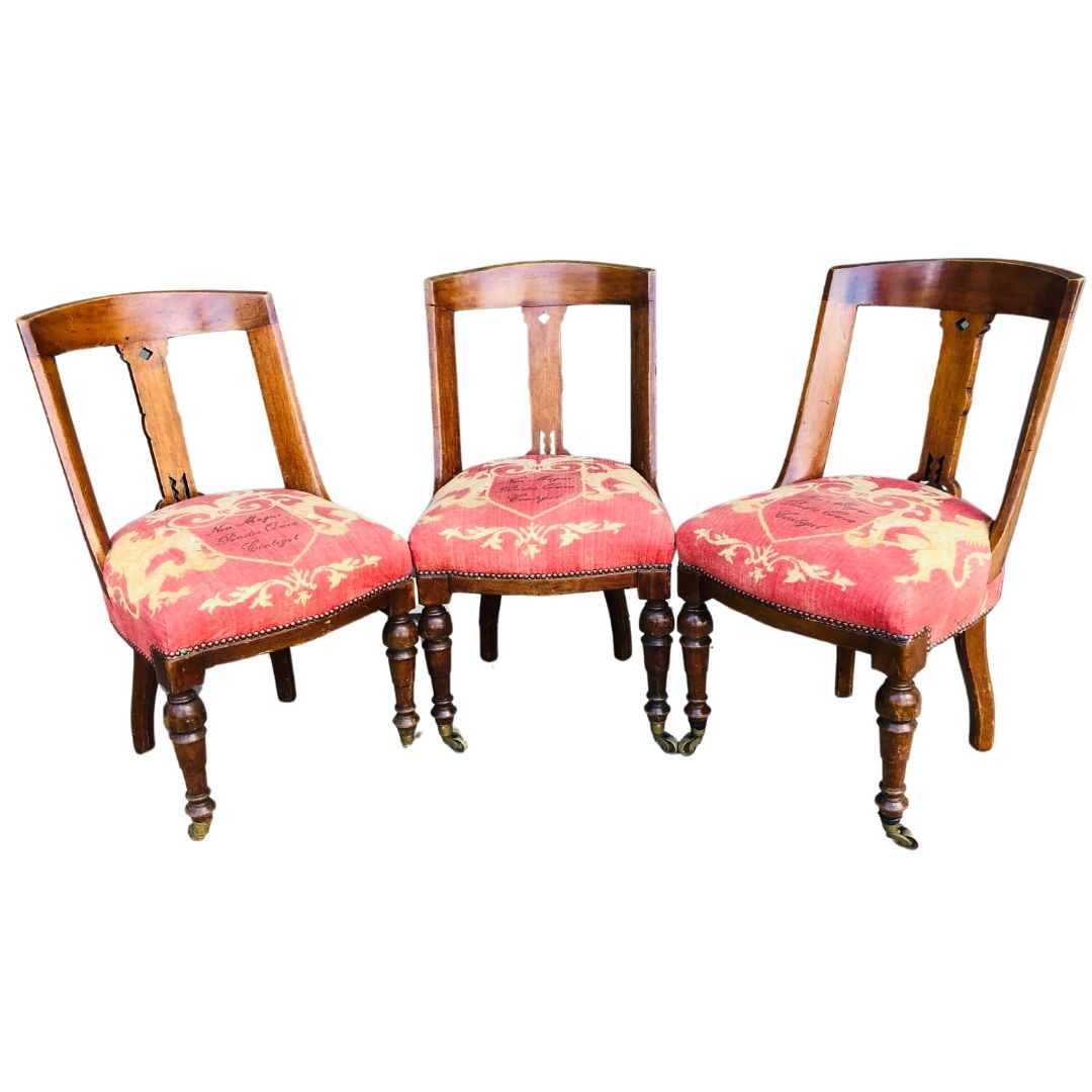 Three Early 20th Century Spoon Back Dining Chairs of Mahogany Construction. Featuring Pierced Centre