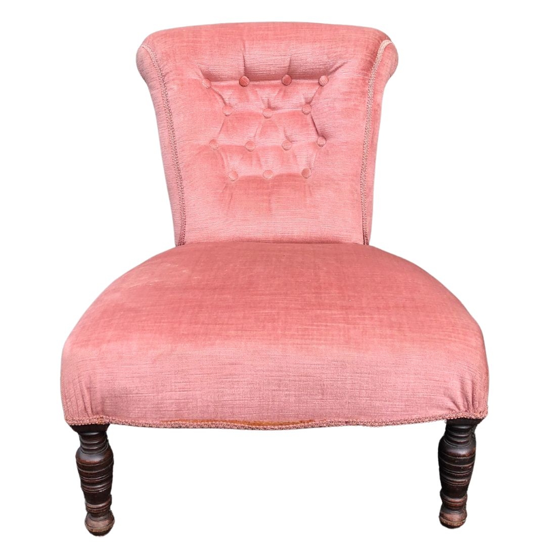 Pink Velvet Upholstered Nursing Chair 72cms high x 57cms wide x 60cms deep.  - Image 2 of 4