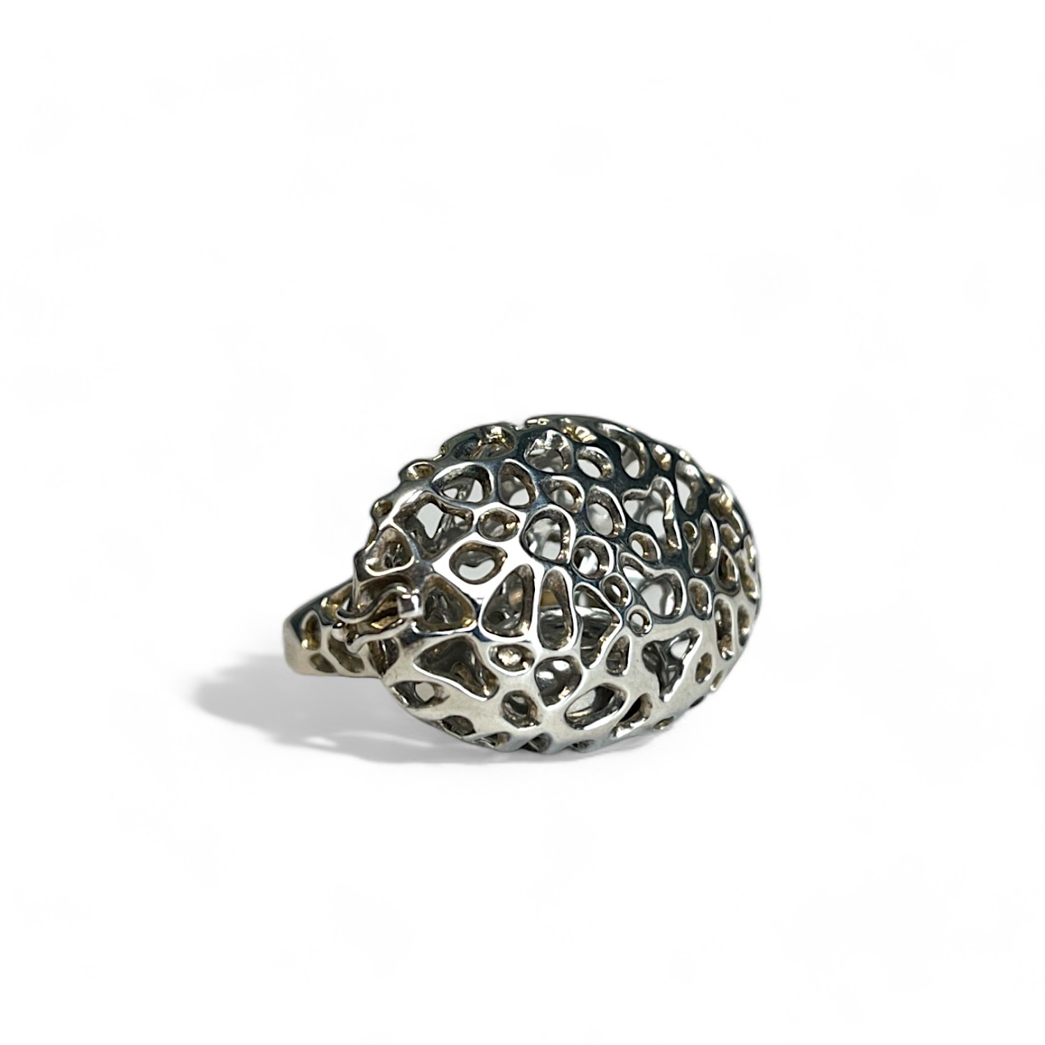 A large Rachel galley sterling silver pebble charmed ring. Large pierced setting, with hinged top co
