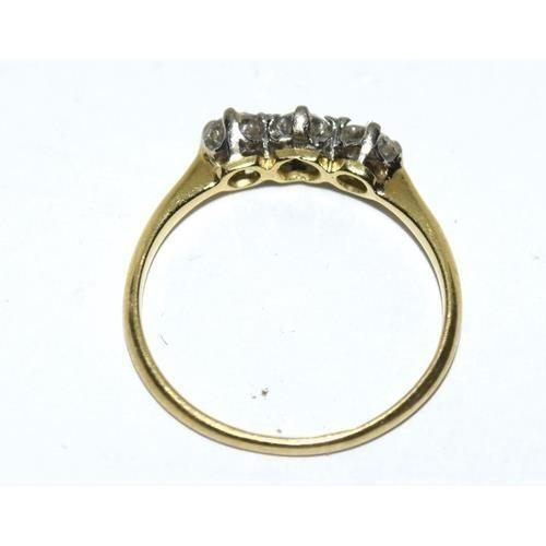 18ct gold and Platinum ladies 3 stone Diamond trilogy ring approx 0.25ct size M  - Image 2 of 4