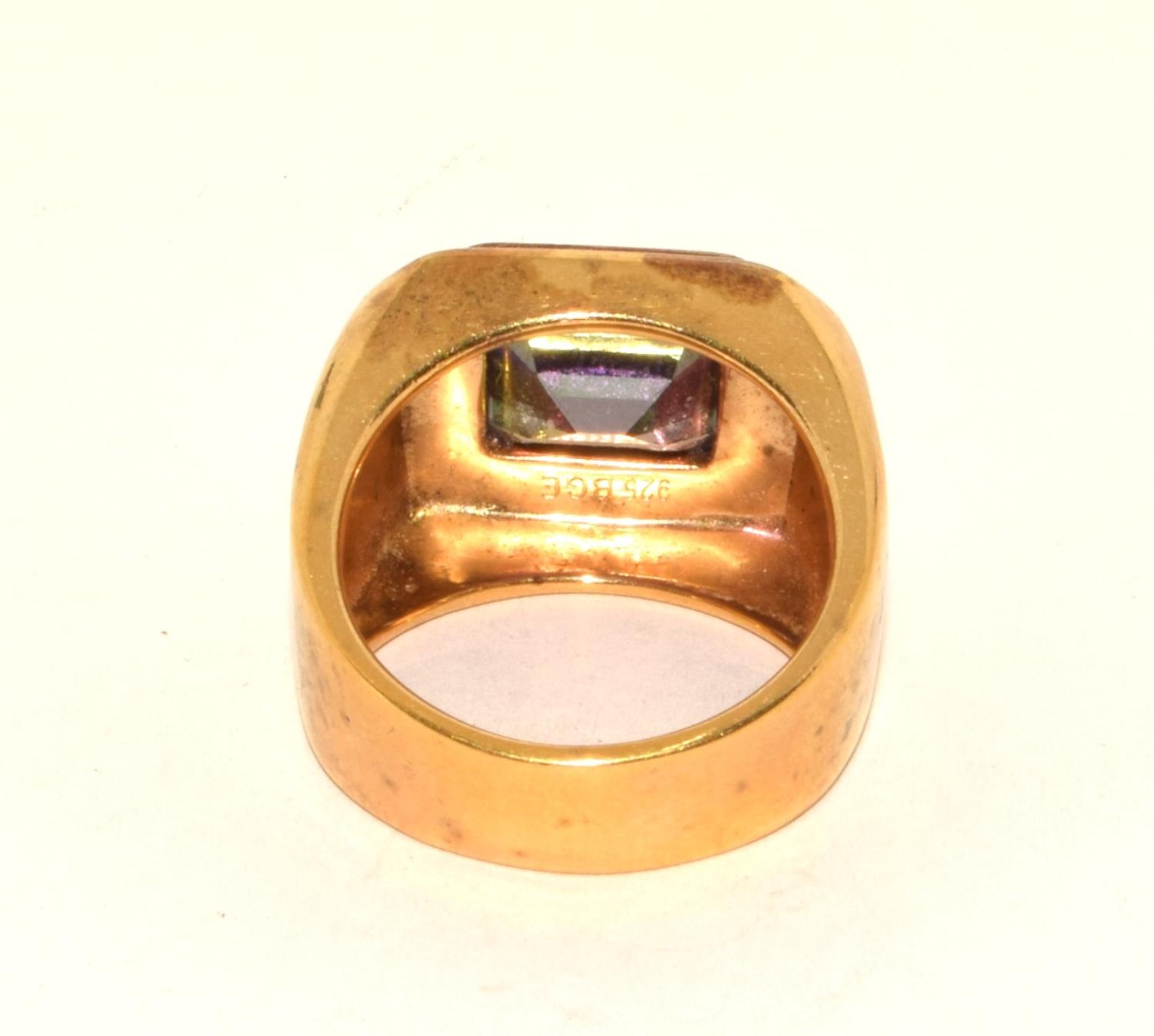 925 silver gilt gents moonstone signet ring with open work design shank  size U  - Image 3 of 3