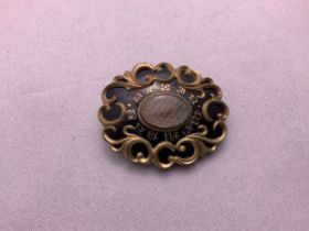 Unmarked Victorian Gold Mourning Brooch - Buyer to Satisfy Content Prior to Bidding