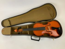 Cased Violin with Paper Label - Carl Anton Lippold