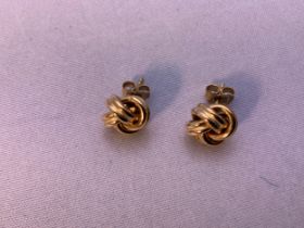 9ct Gold Knot Earrings - 2.8g