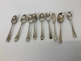 Silver Teaspoons and Fish Knife - 112g