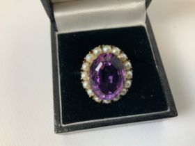 9ct Gold Large Amethyst and Pearl Ring - Size M
