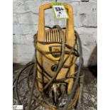 JCB Pressure Washer, 240volts, with lance