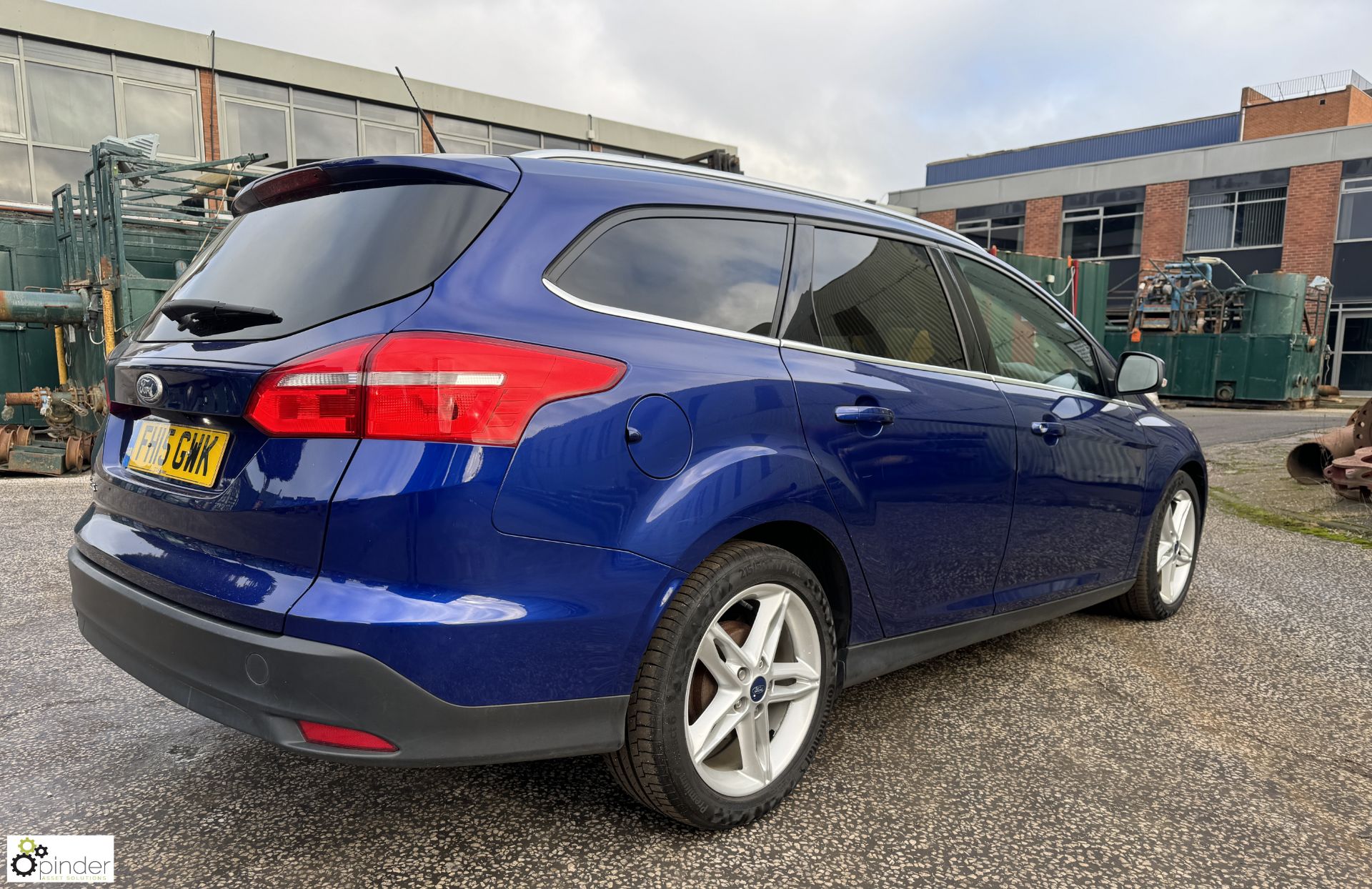 Ford Focus Zetec TDCI Estate, diesel, manual, 1499cc, registration FH15 GWK, date of registration 24 - Image 8 of 23