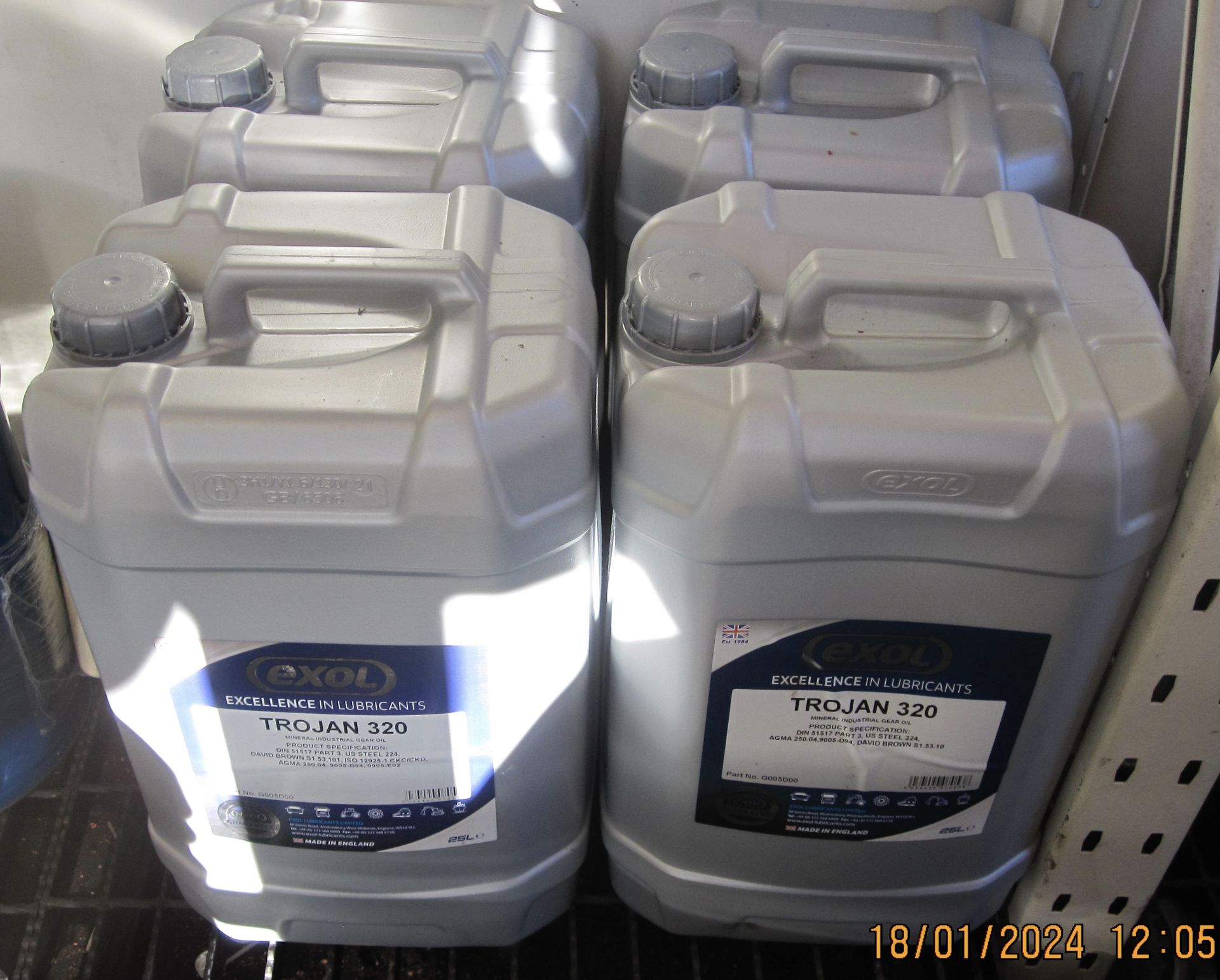 4 20/25litre drums Exol Trojan 320 Gear Oil (drum