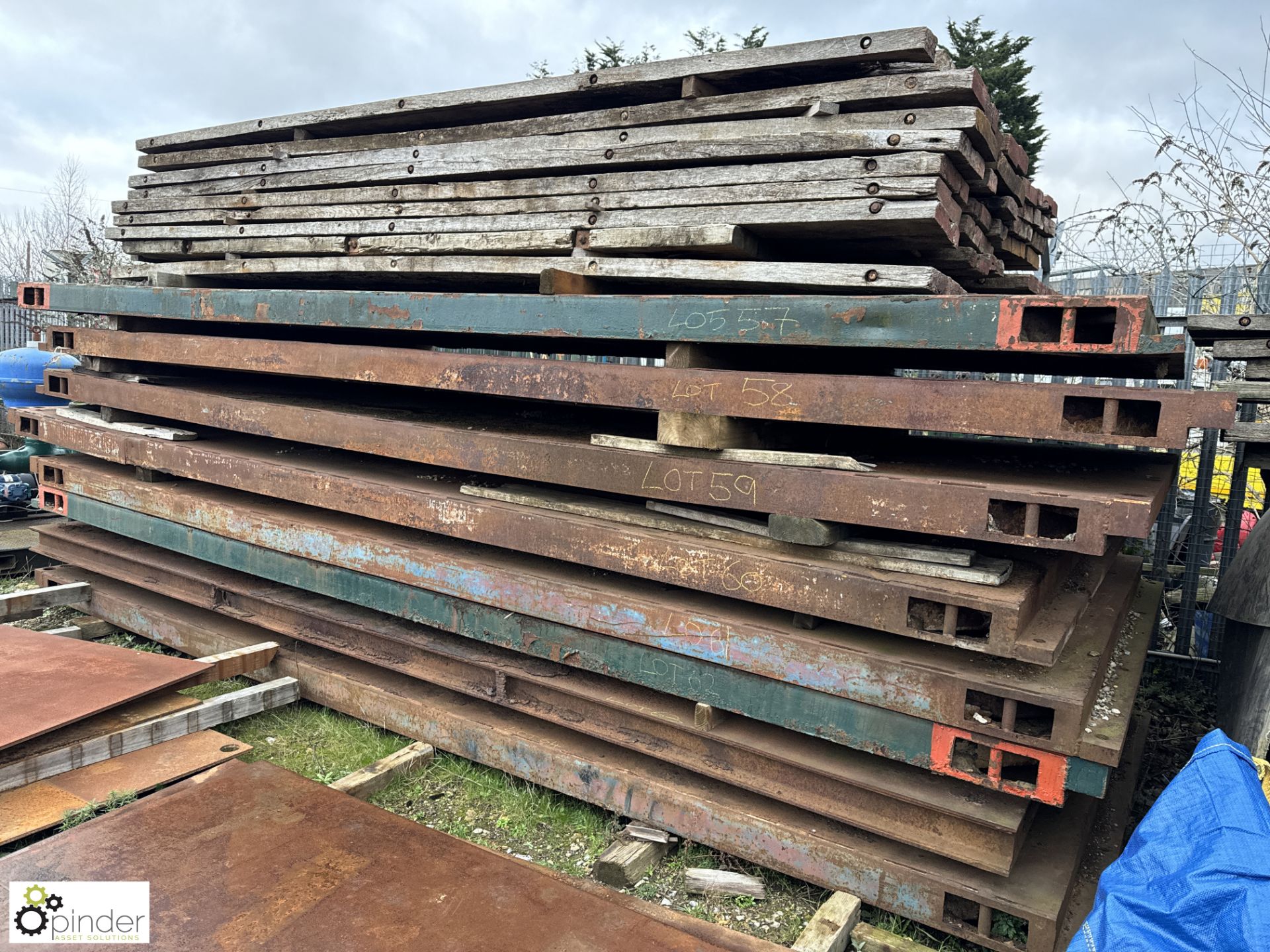 Heavy duty steel Crane Mat, 6000mm x 2440mm x 160mm, with timber inserts