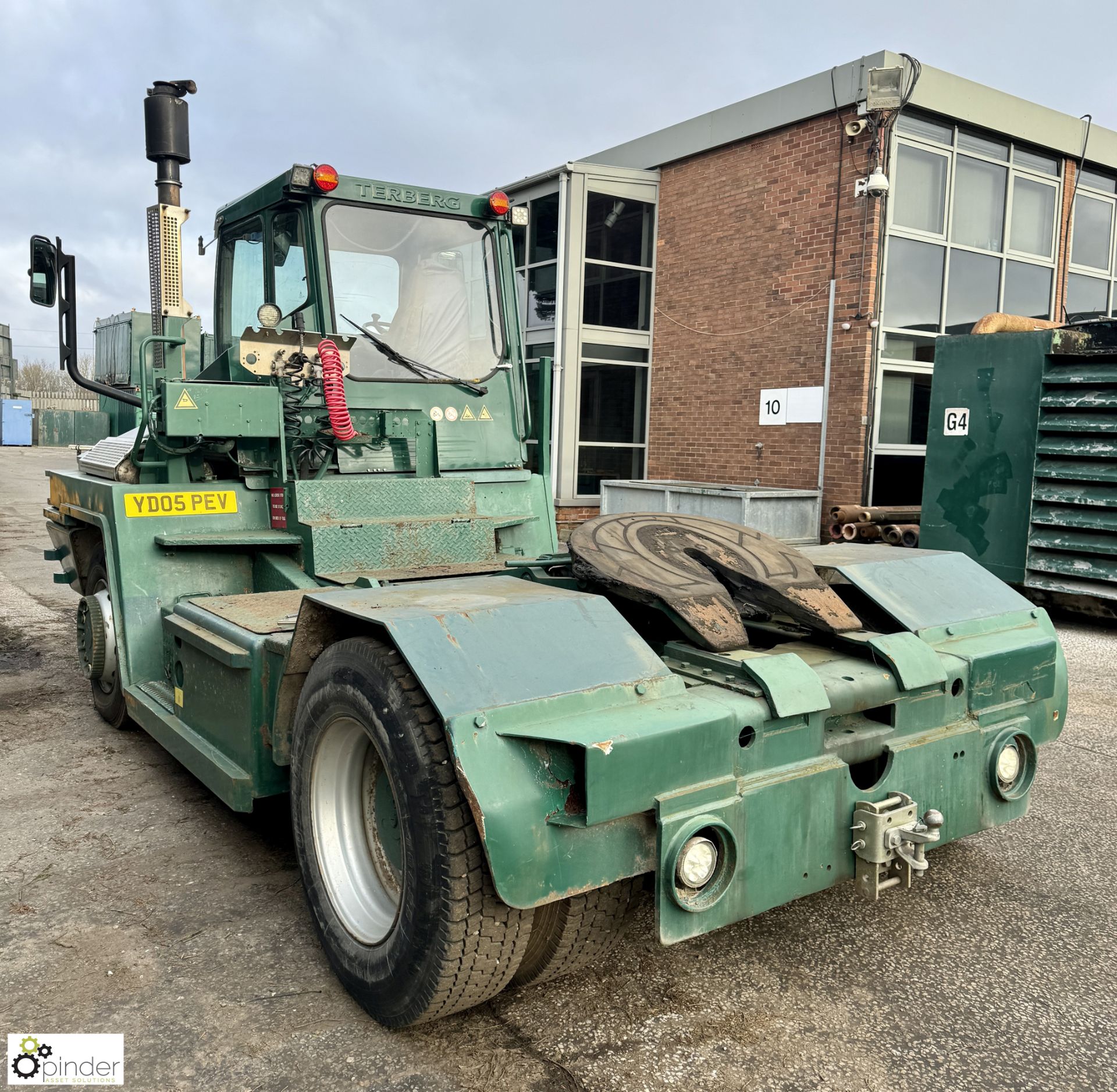 Terberg RORO Tractor Unit, registration YD05 PEV, date of registration 21 June 2005, date of - Bild 4 aus 23