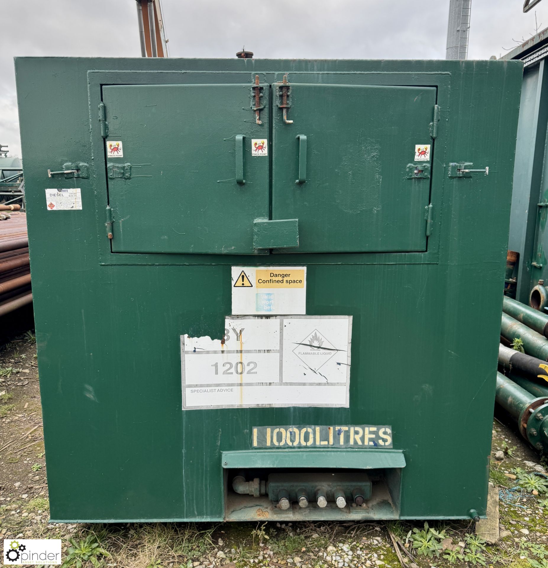 Self bunded Diesel Tank, 11000litres, with lifting hooks, dispensing pump, hose and fuel nozzle - Bild 2 aus 14