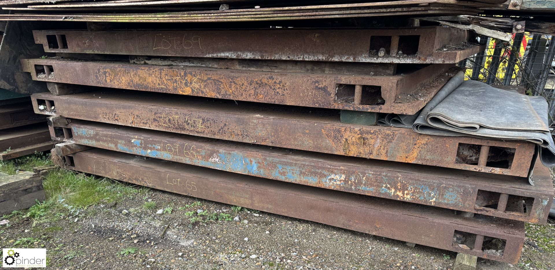 Heavy duty steel Crane Mat, 3730mm x 2440mm x 160mm, with timber inserts