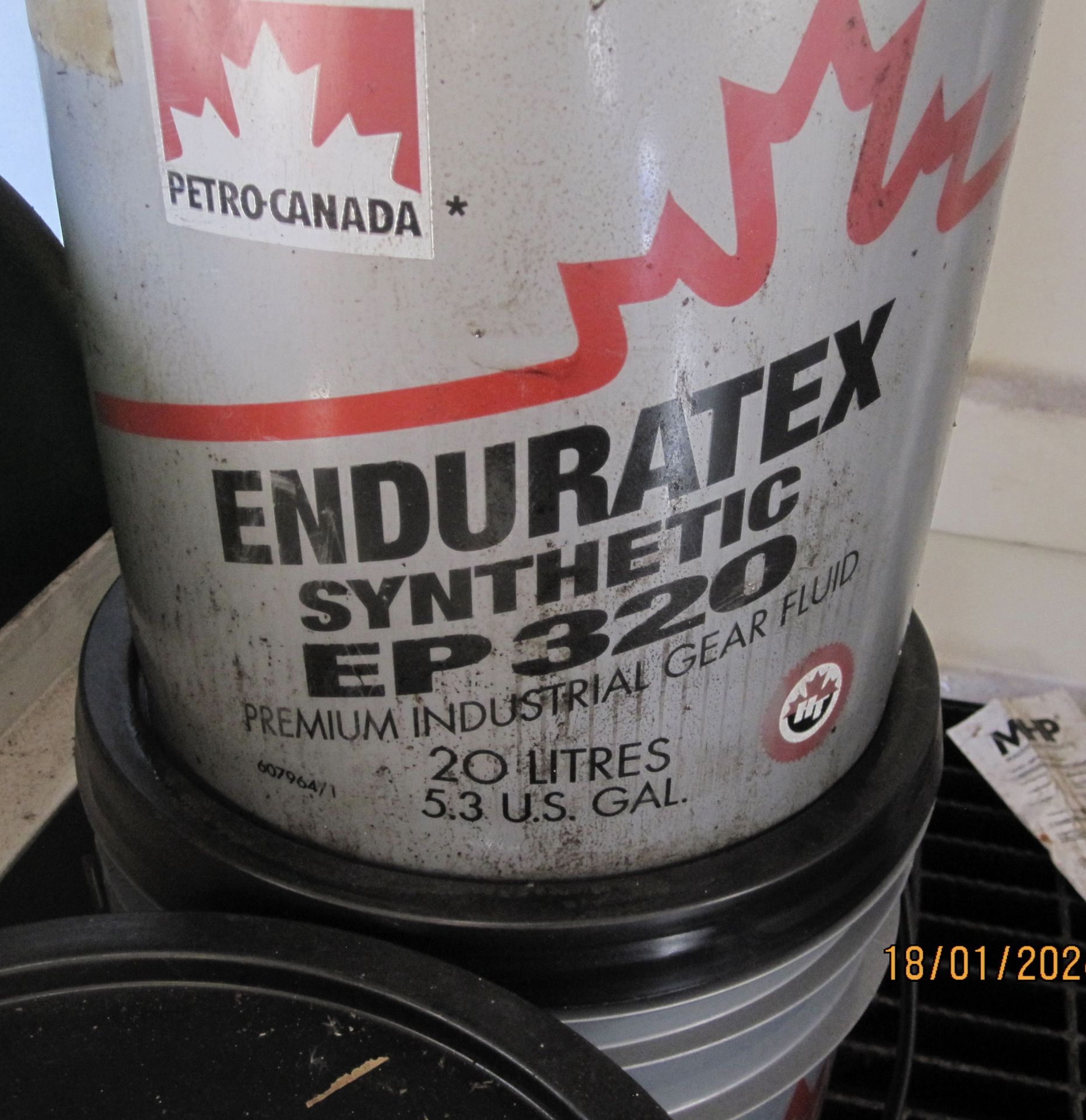 5 20/25litre drums Petro-Canada Enduratex EP320 Sy - Image 2 of 2