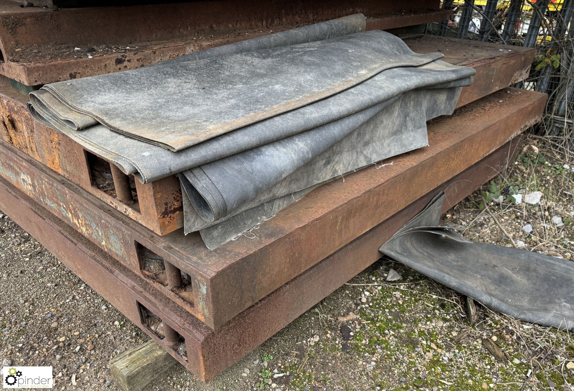 Heavy duty steel Crane Mat, 3730mm x 2440mm x 160mm, with timber inserts - Image 2 of 4