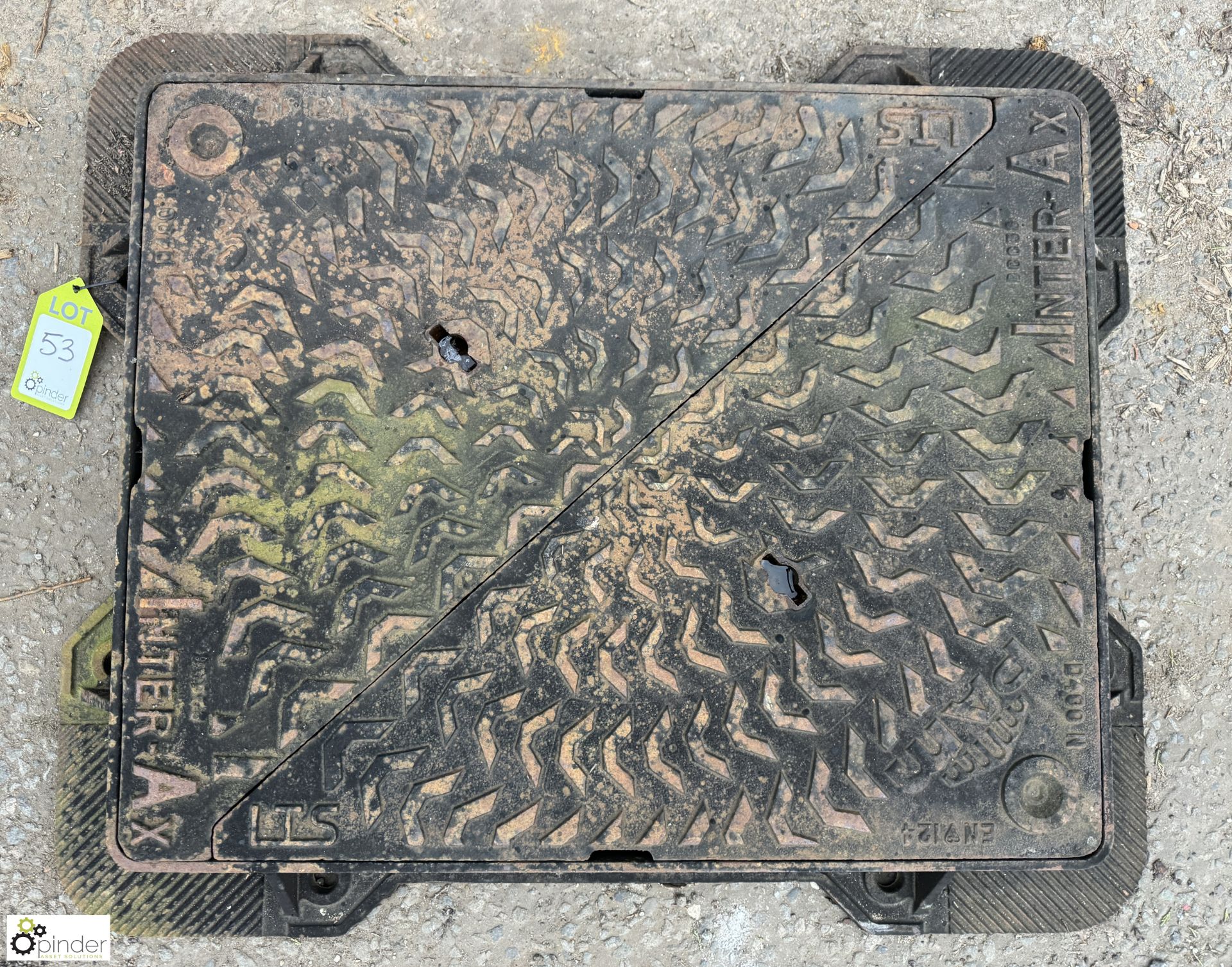 Inter Ax cast iron Manhole Cover, 780mm x 630mm - Image 2 of 3