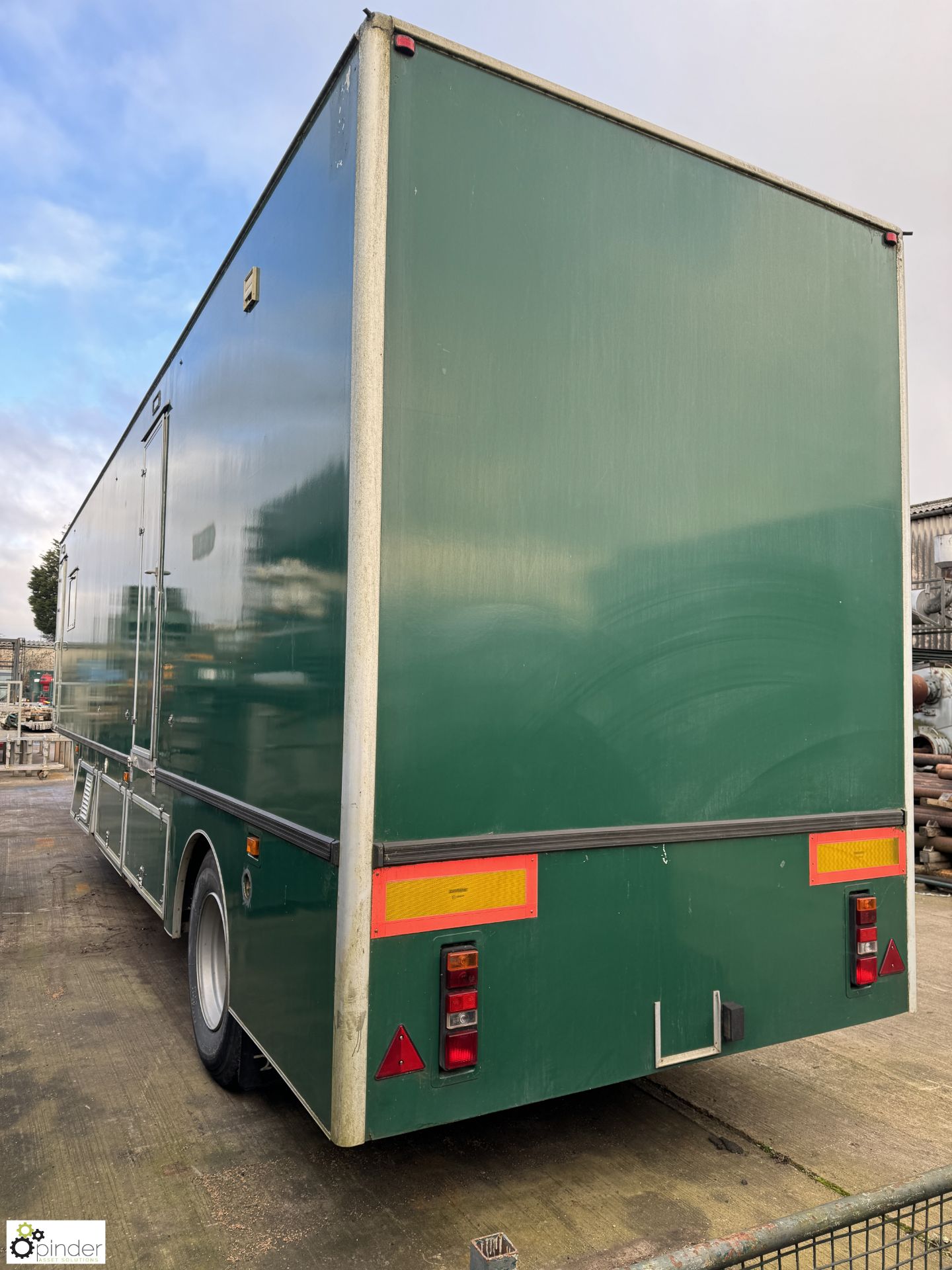 Trailer type Accommodation Unit, comprising office 3000mm x 2450mm, with window door, plug points, - Image 6 of 33