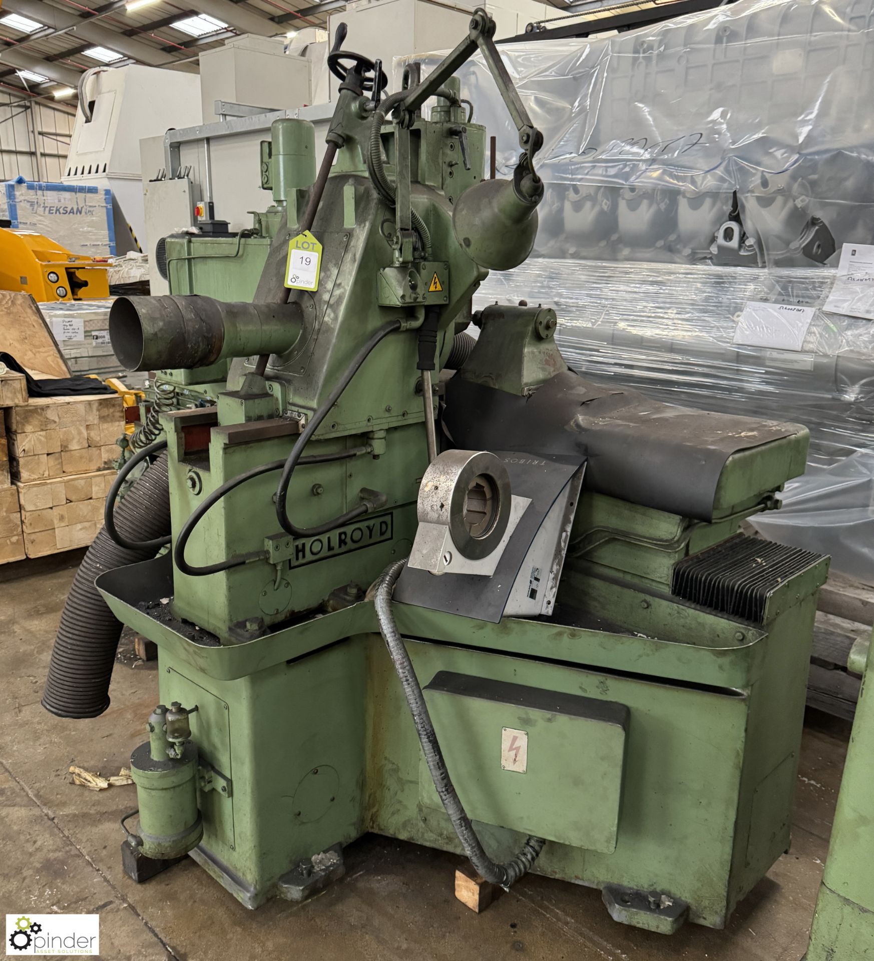 Holroyd Worm Milling Machine, 12in x 24in capacity (please note there will be a loading fee of £50 - Image 4 of 11