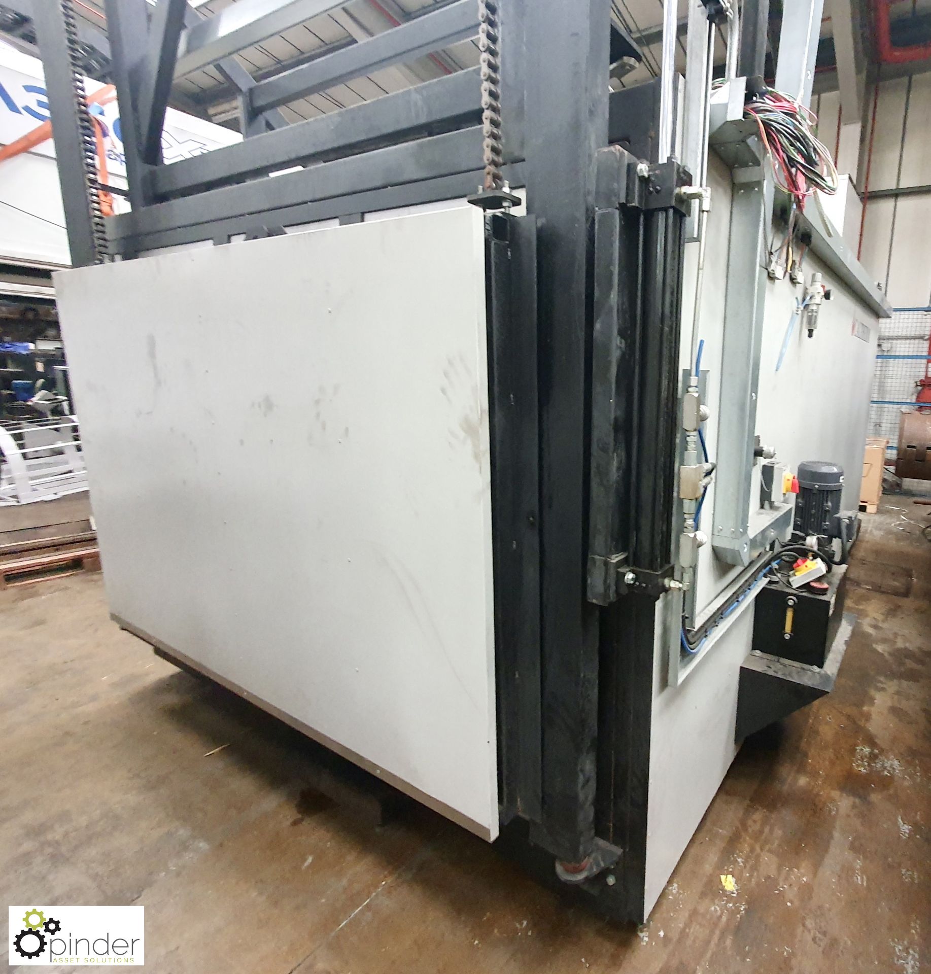 Caltherm Paint Oven freestanding medium sized gas fired Box Oven, year 2017, serial number - Image 3 of 15