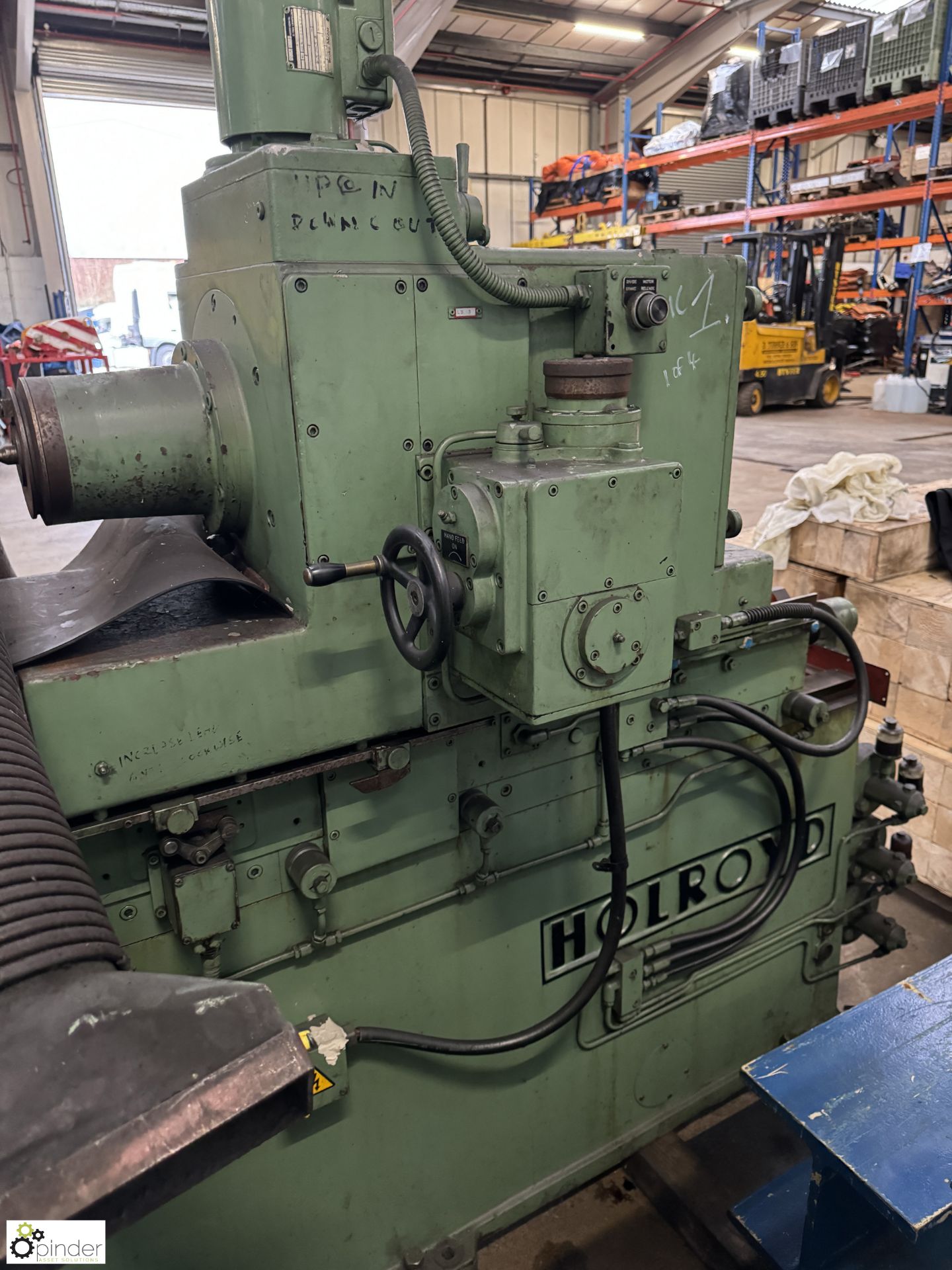 Holroyd Worm Milling Machine, 12in x 24in capacity (please note there will be a loading fee of £50 - Image 9 of 11