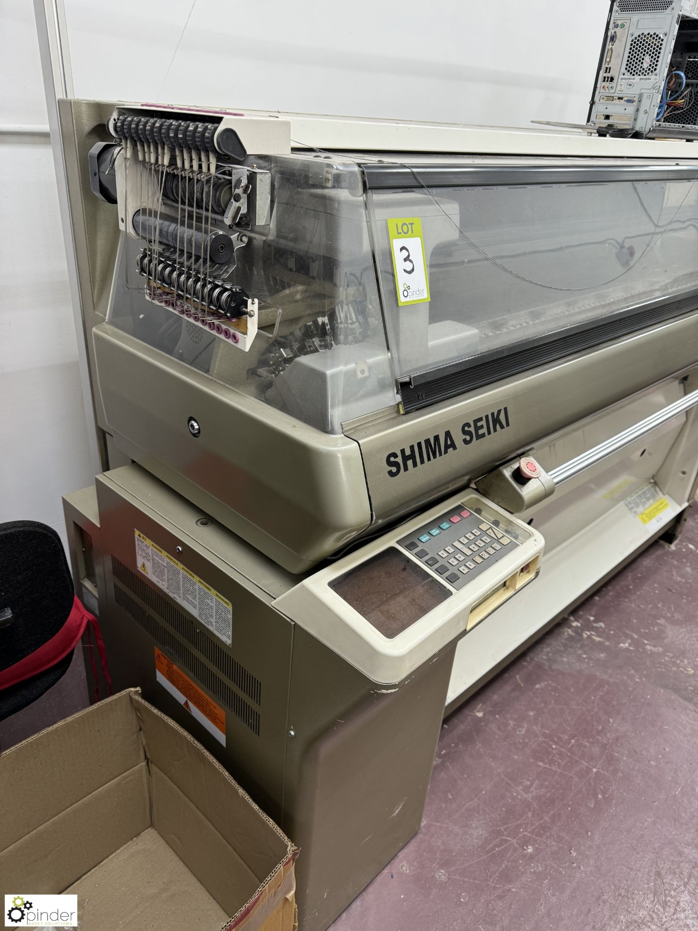 Shima Seiki SES122RT flat bed Knitting Machine, 10 gauge, serial number 2745, with Shimatronic - Image 3 of 10