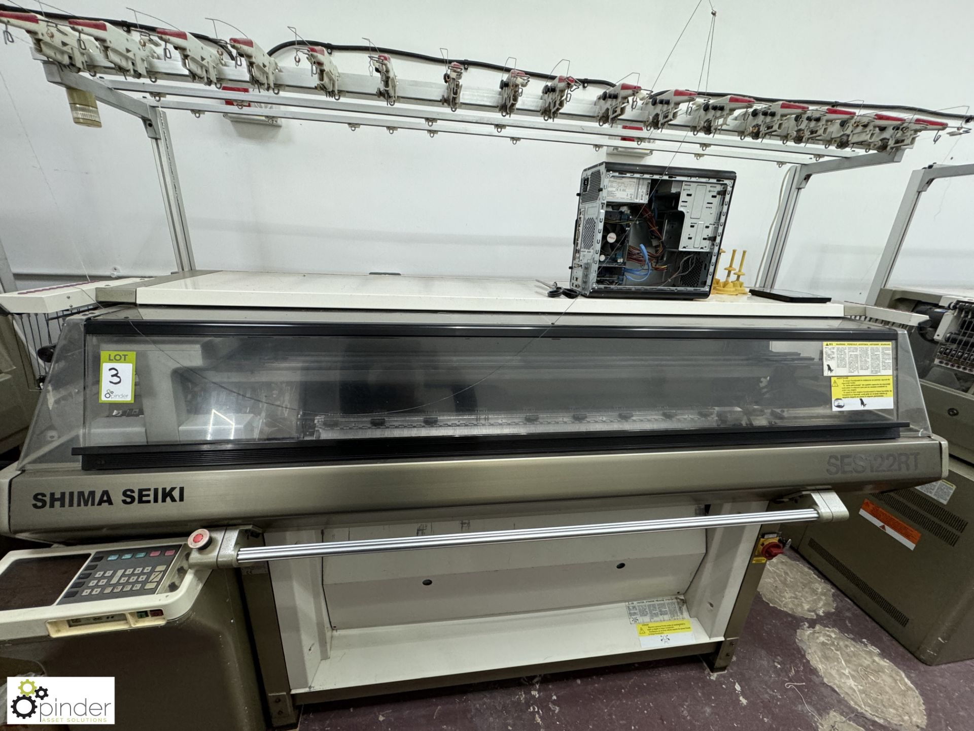 Shima Seiki SES122RT flat bed Knitting Machine, 10 gauge, serial number 2745, with Shimatronic - Bild 2 aus 10