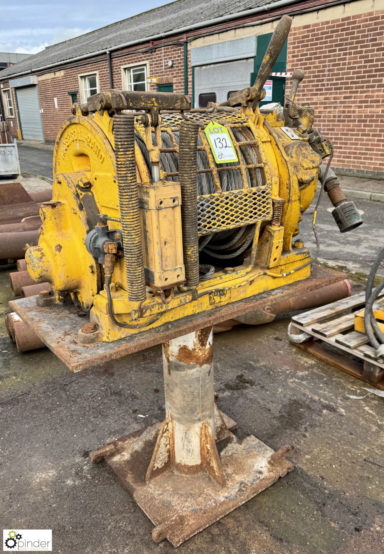 Ingersoll Rand H5ULPMP Winch, 4400lbs (LOCATION: Nottingham – collection Monday 18 March and Tuesday - Bild 2 aus 5