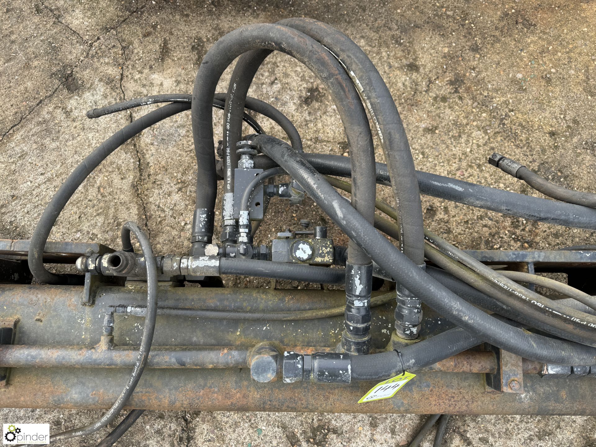 Hydraulic Pipe System (LOCATION: Nottingham – collection Monday 18 March and Tuesday 19 March by - Bild 2 aus 6
