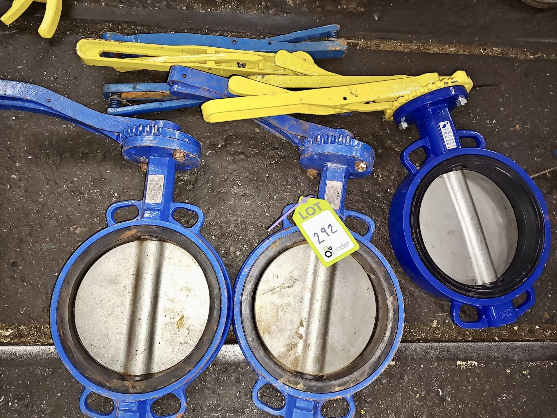 3 8in Gate Valves, unused