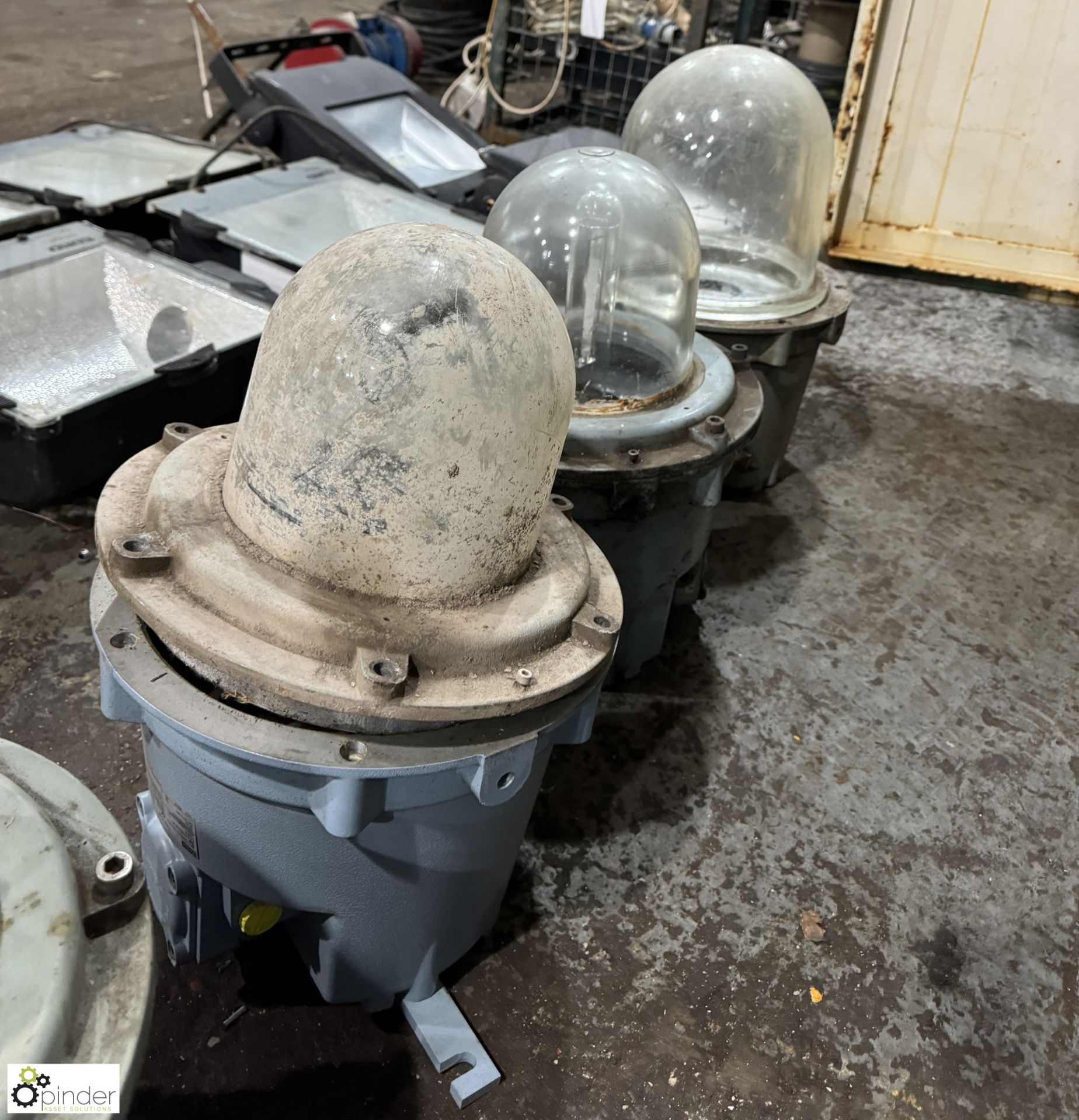 5 flameproof Light Fittings, used (LOCATION: Nottingham – collection Monday 18 March and Tuesday - Image 4 of 6
