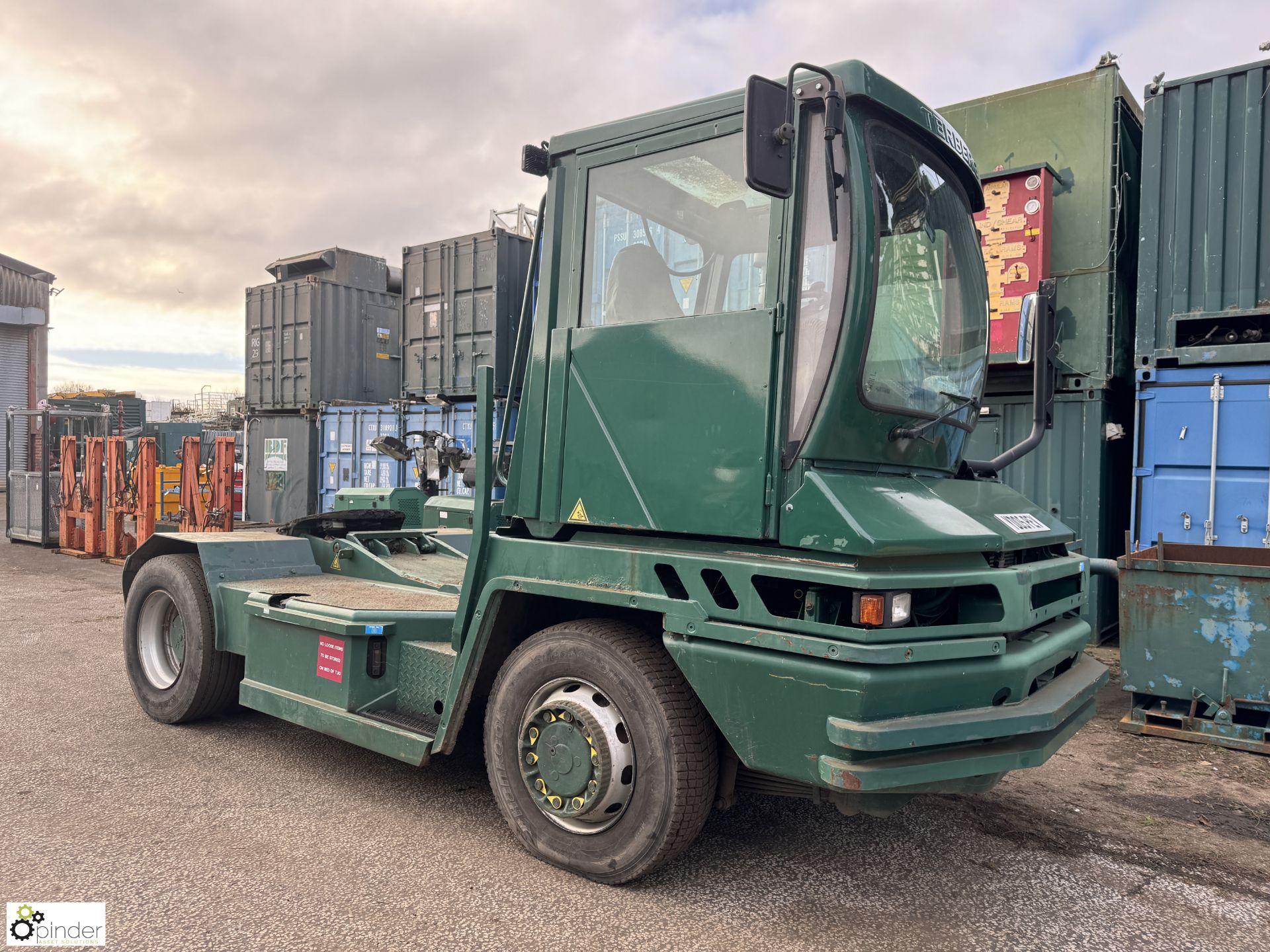 Terberg RORO Tractor Unit, registration YD05 PEV, date of registration 21 June 2005, date of - Bild 7 aus 23