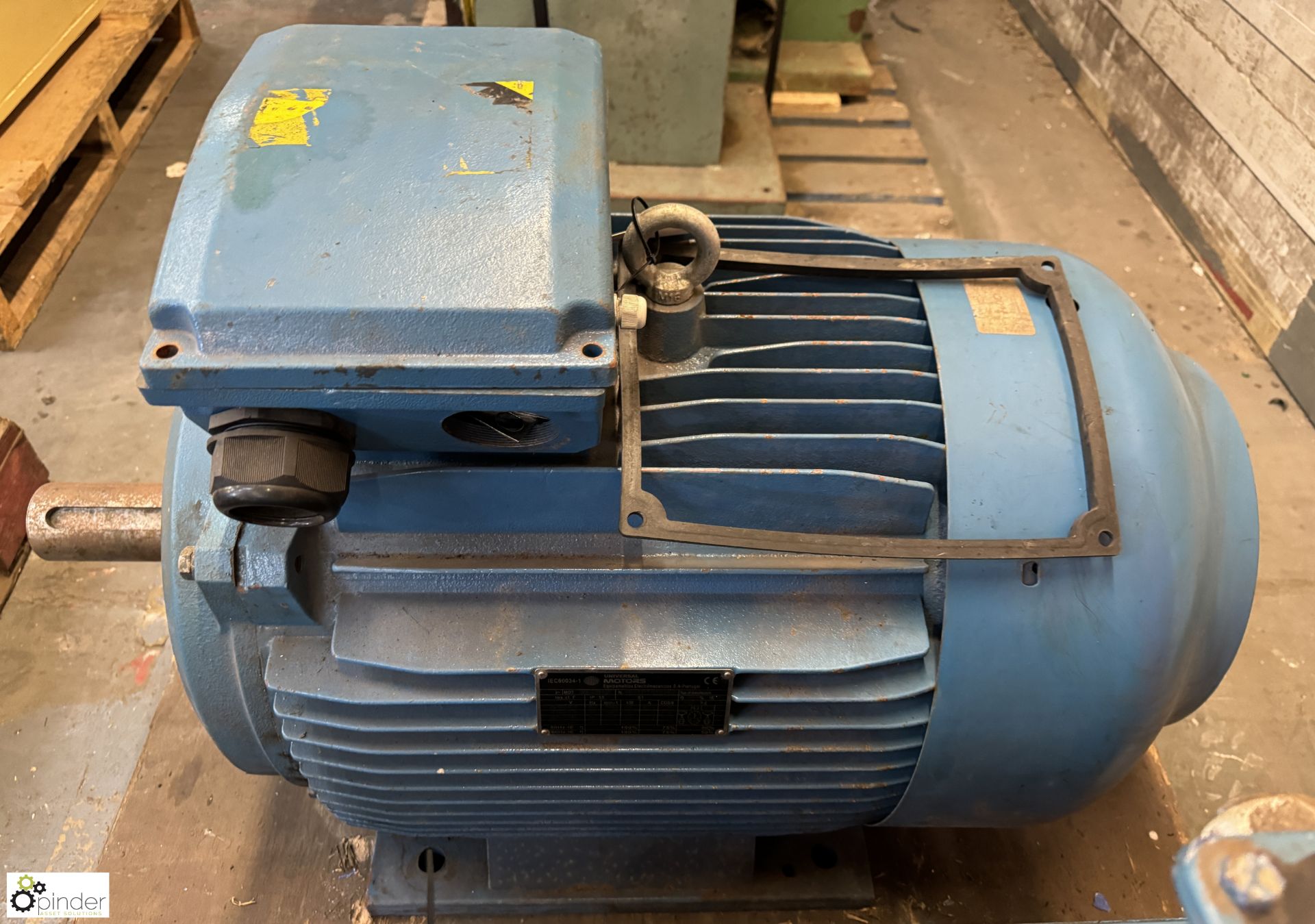 Universal Motors UM3C250M4 Electric Motor, 55kw, 1485rpm (LOCATION: Carlisle – collection Tuesday 19 - Image 3 of 5