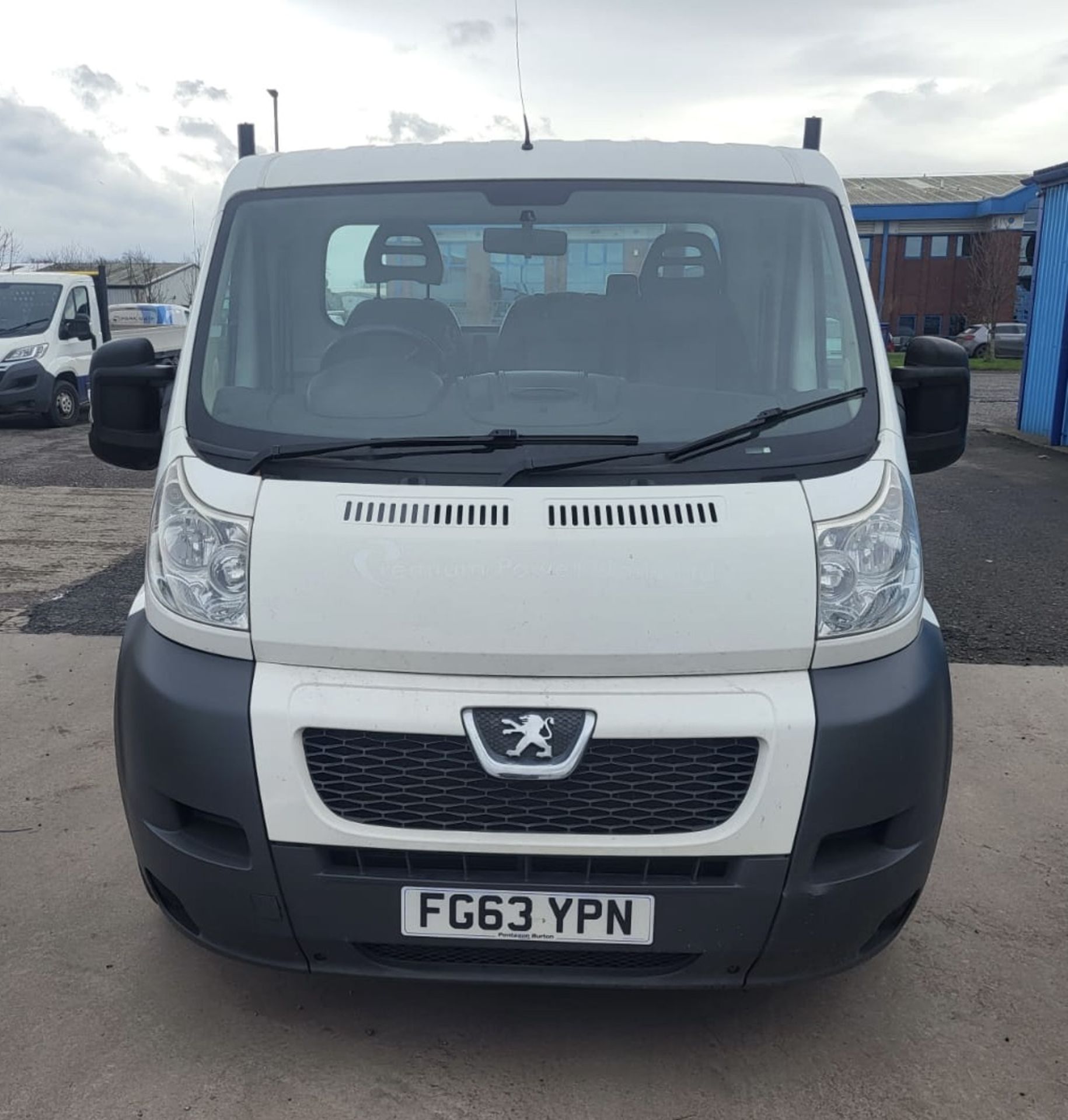 Peugeot Boxer 335 L3 HDI Dropside, Registration: FG63 YPN, Date of Registration: 21 November 2013, - Bild 3 aus 9