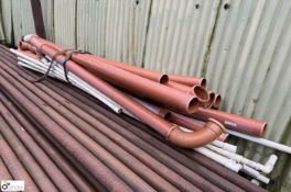 Quantity Brown Soil Pipes, 110mm and White Waste Pipes, 40mm (LOCATION: Nottingham – collection