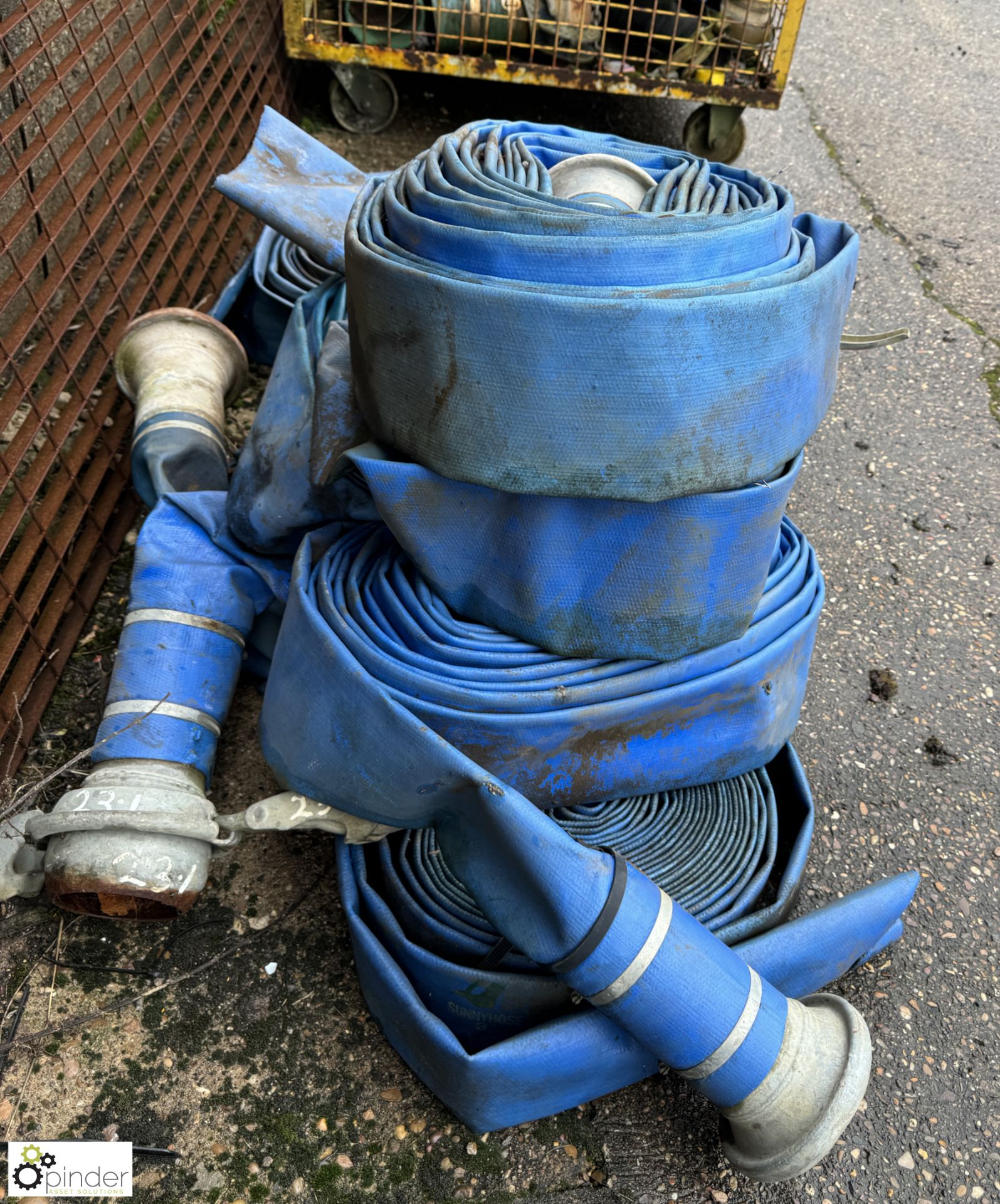 5 various lengths 4in Hose and 6 Bauer Connectors (LOCATION: Nottingham – collection Monday 18 March - Bild 4 aus 5